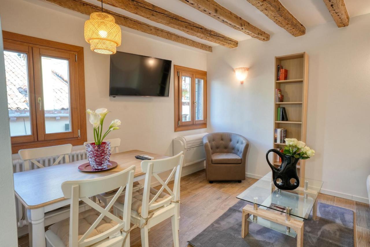 Ecco Suites Apartments Венеція Екстер'єр фото