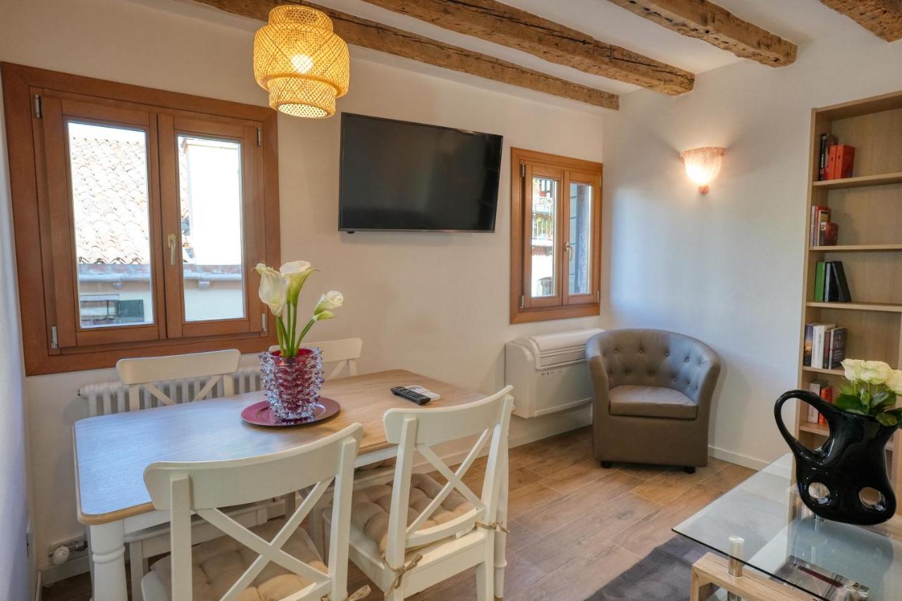 Ecco Suites Apartments Венеція Екстер'єр фото