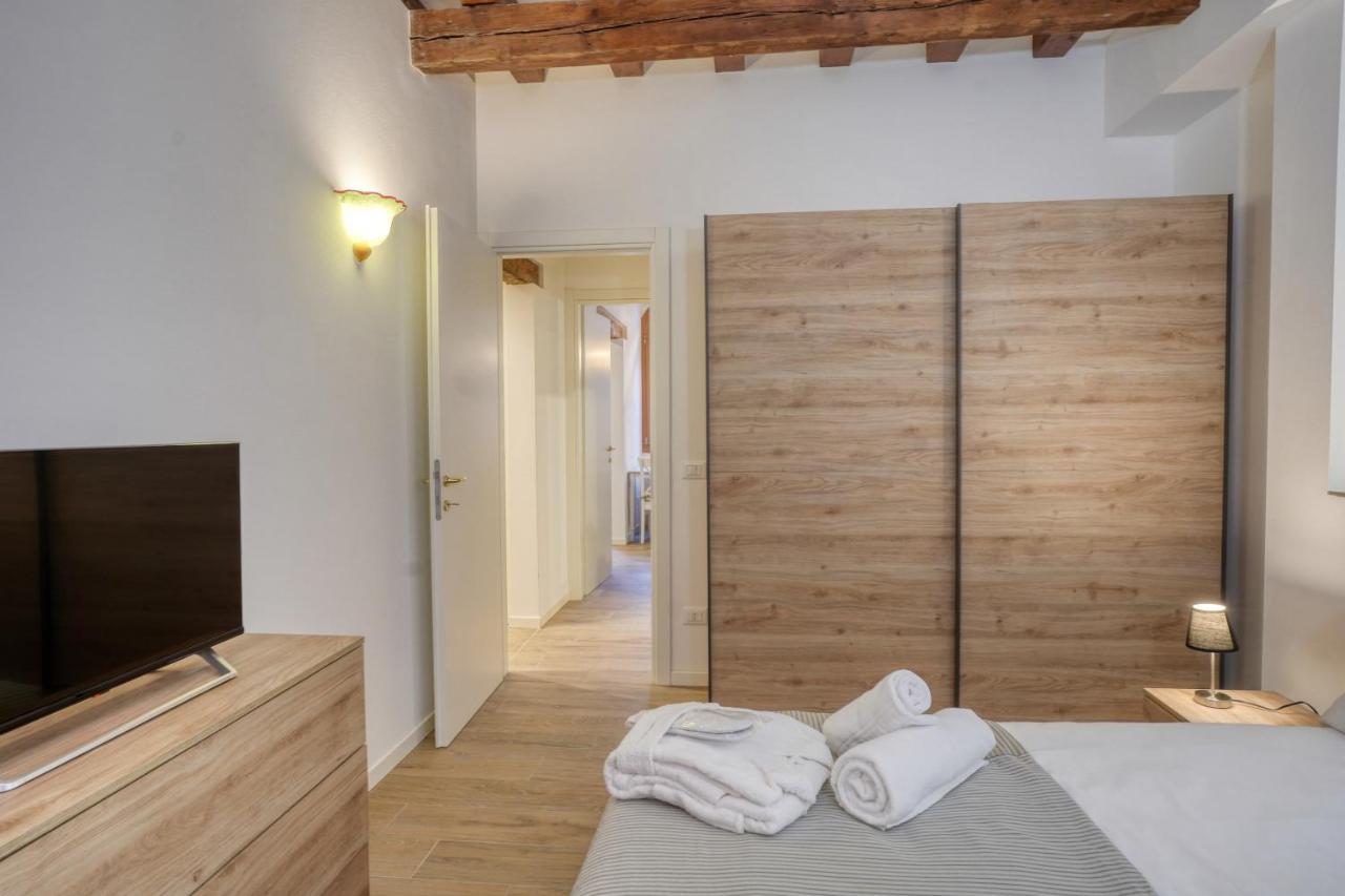 Ecco Suites Apartments Венеція Екстер'єр фото