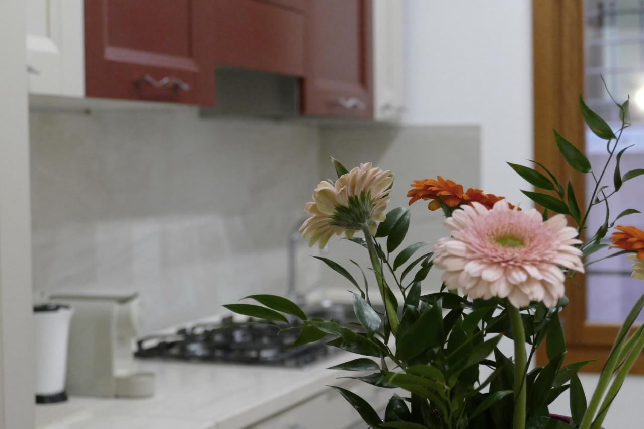 Ecco Suites Apartments Венеція Екстер'єр фото