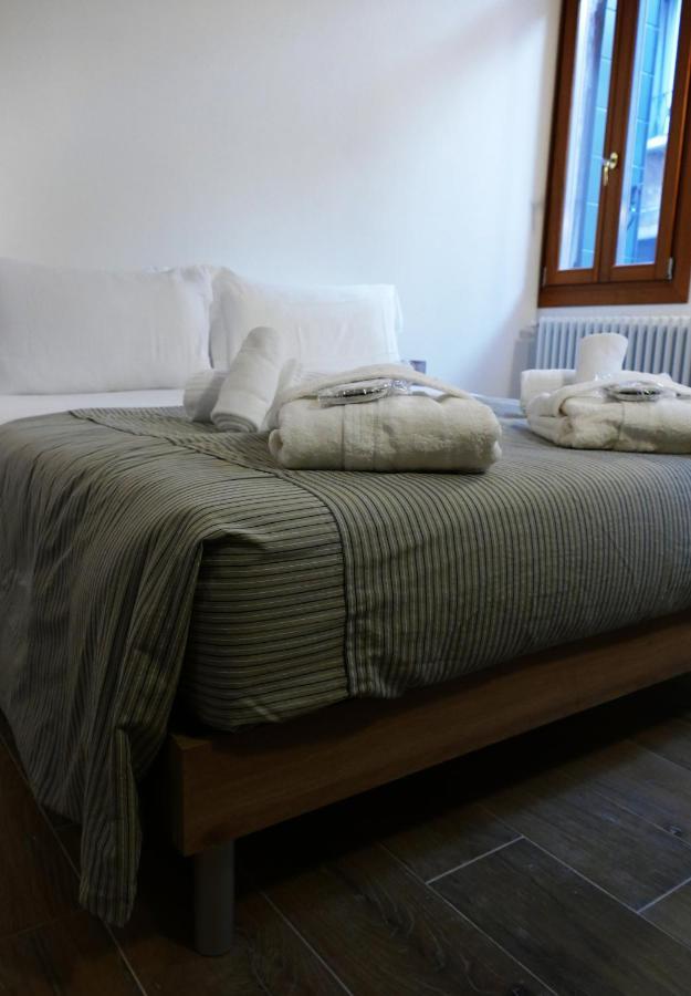 Ecco Suites Apartments Венеція Екстер'єр фото